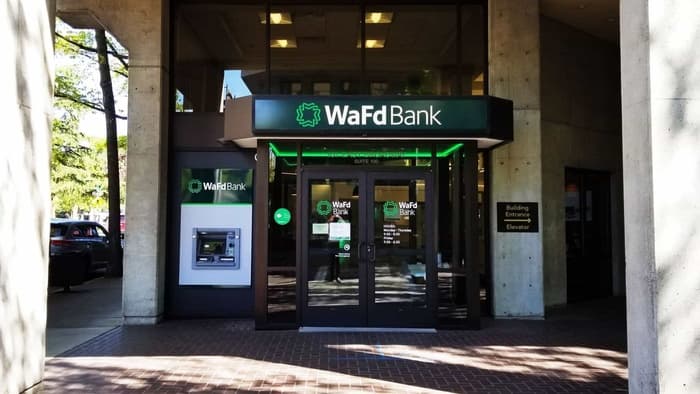 WaFd Bank in Eugene, Oregon #1047.