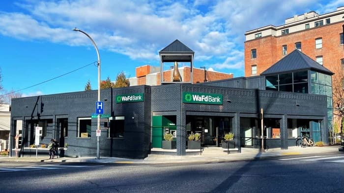 WaFd Bank in Portland, Oregon #1140.