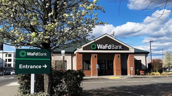 WaFd Bank in Auburn, Washington #1136.