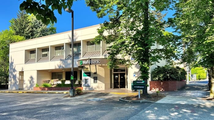 WaFd Bank en Bellevue, Washington #1216.