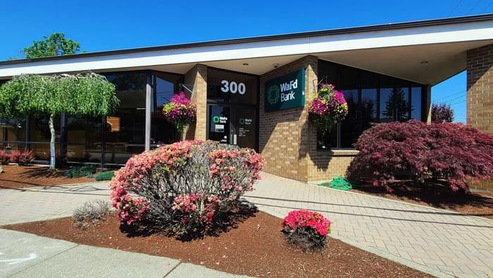 WaFd Bank in Lynden, Washington #1234.