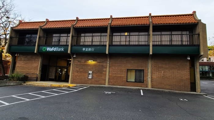 WaFd Bank in Seattle, Washington #1161.