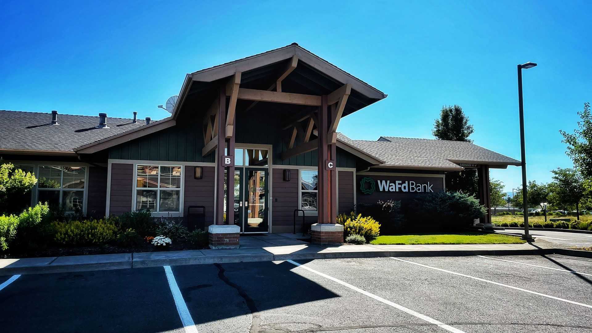 WaFd Bank in Bend, Oregon #1154 - Washington Federal.