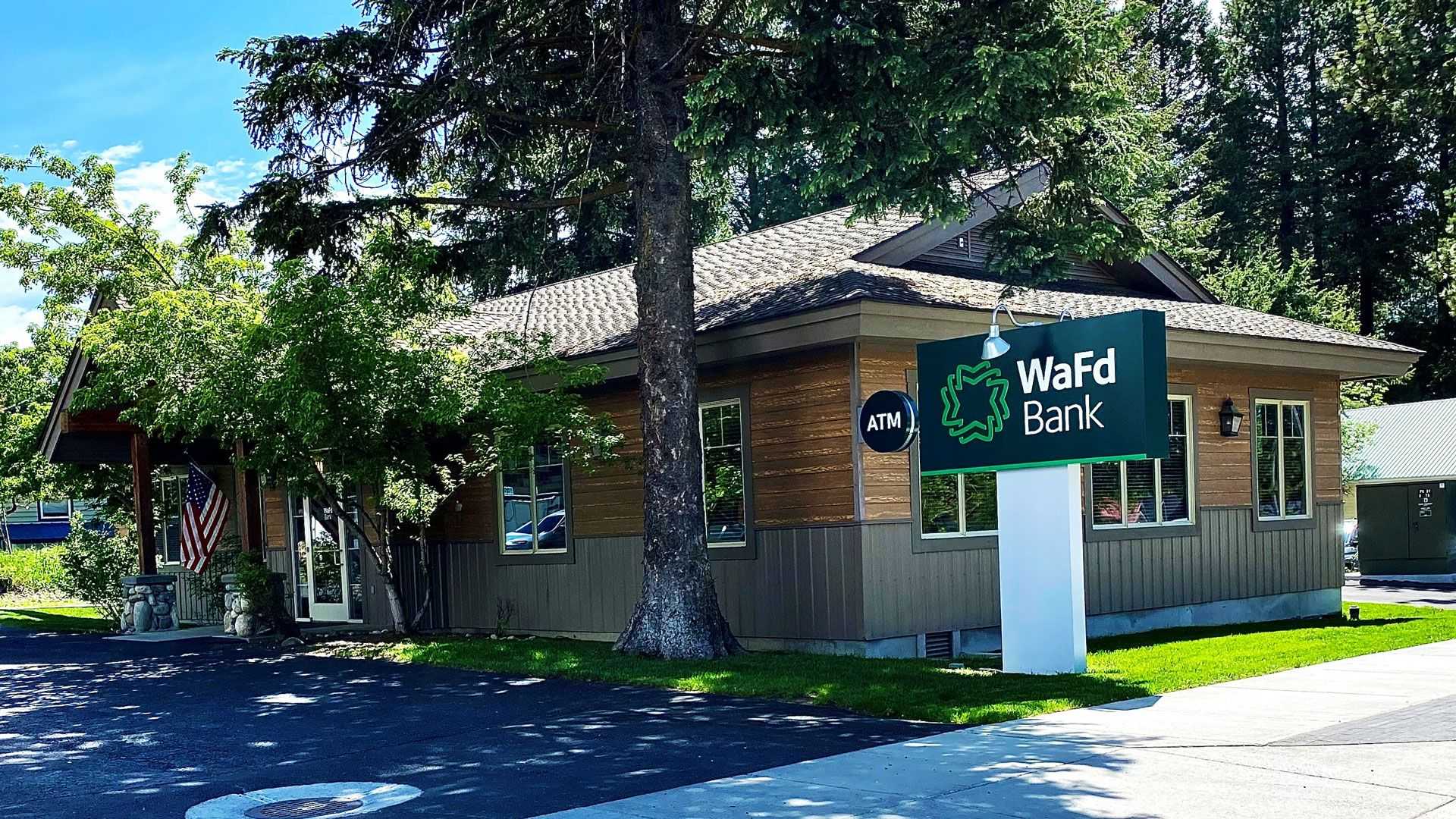 WaFd Bank in McCall, Idaho #1035 - Washington Federal.
