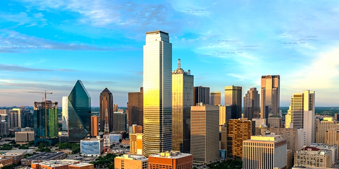 Photo of Dallas, Texas skyline.