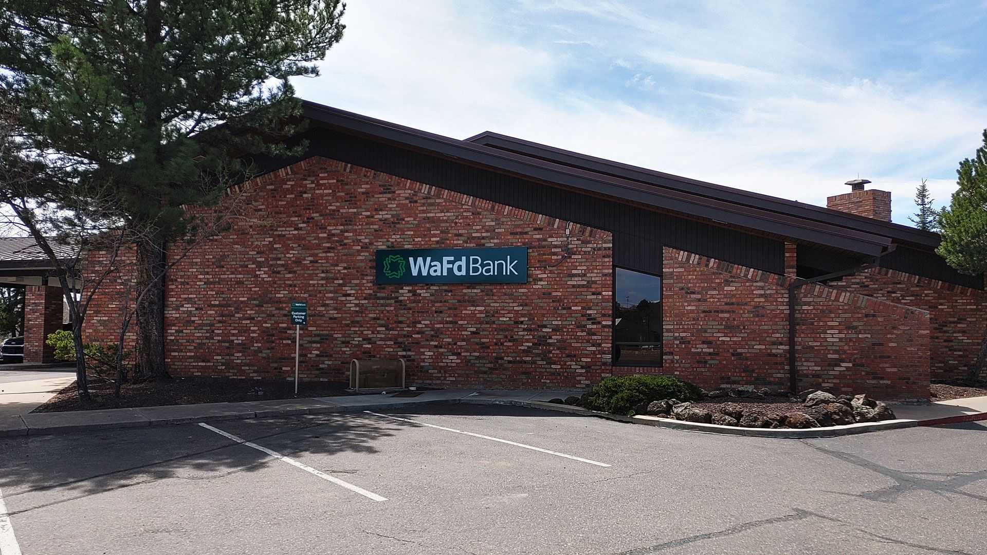 WaFd Bank in Show Low, Arizona #1206 - Washington Federal.