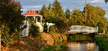 Photo of Medford, Oregon skyline.