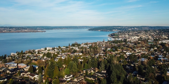 Photo of Kirkland, Washington skyline.