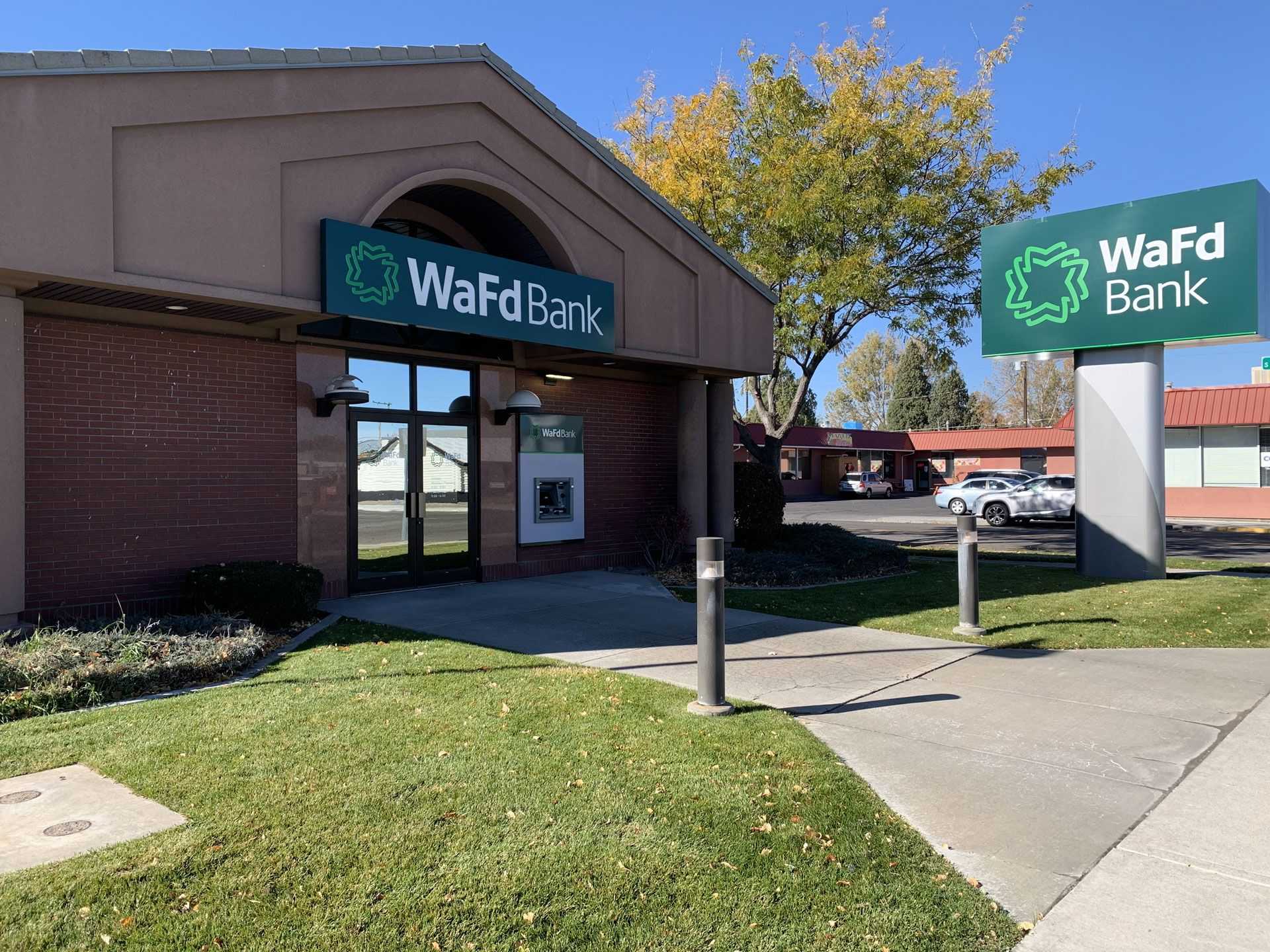 WaFd Bank in Blackfoot, Idaho #1033 - Washington Federal.