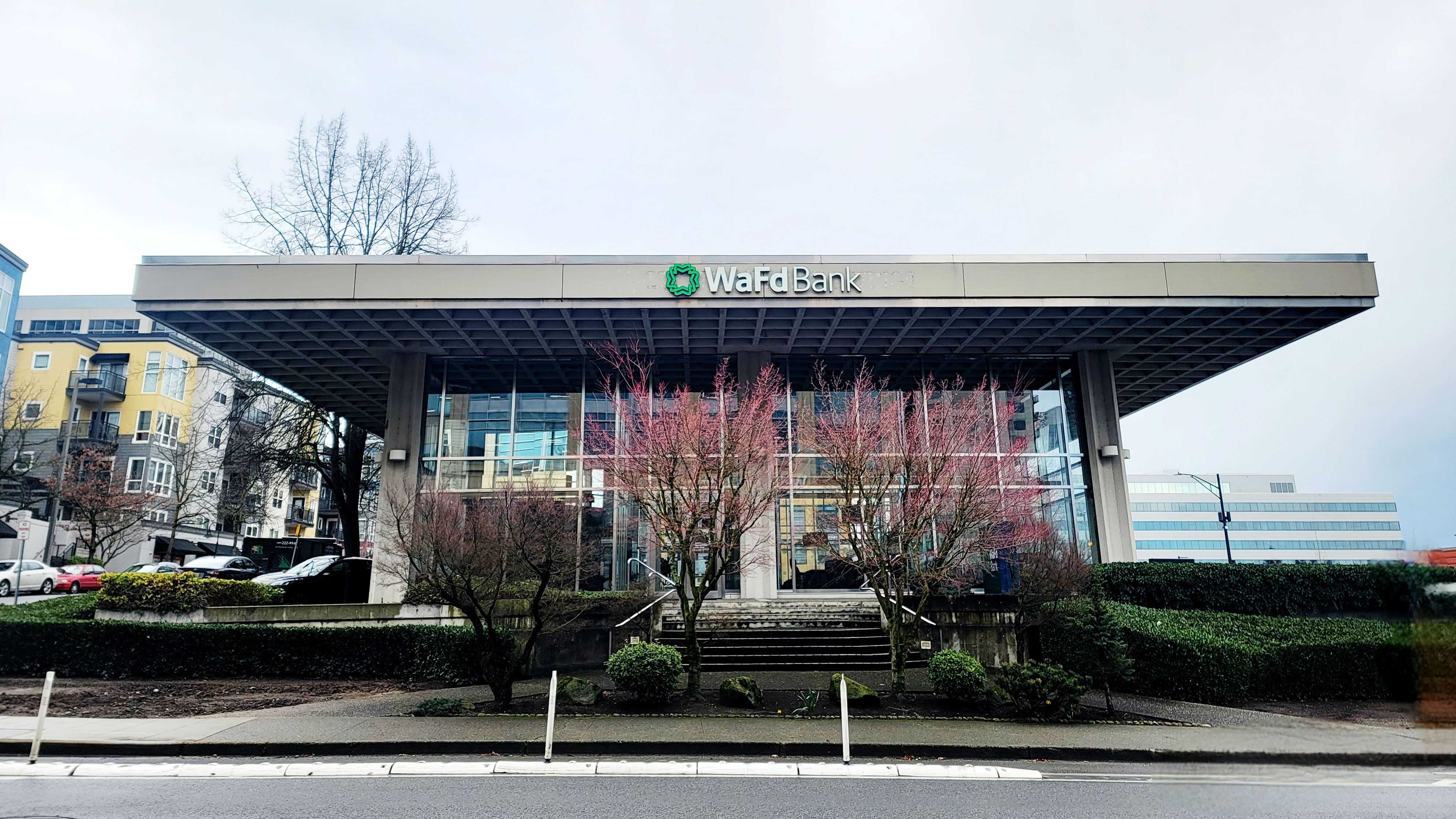 WaFd Bank in Bellevue, Washington #1443 - Washington Federal.