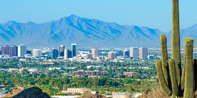 Photo of Phoenix, Arizona skyline.