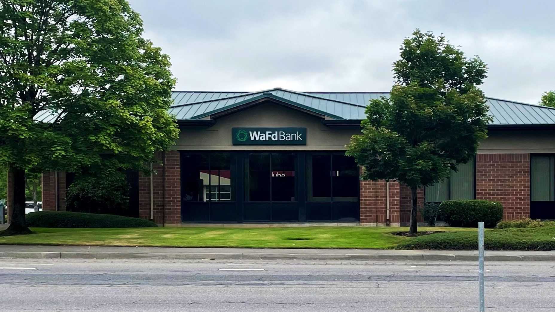 WaFd Bank in Tigard, Oregon #1118 - Washington Federal.