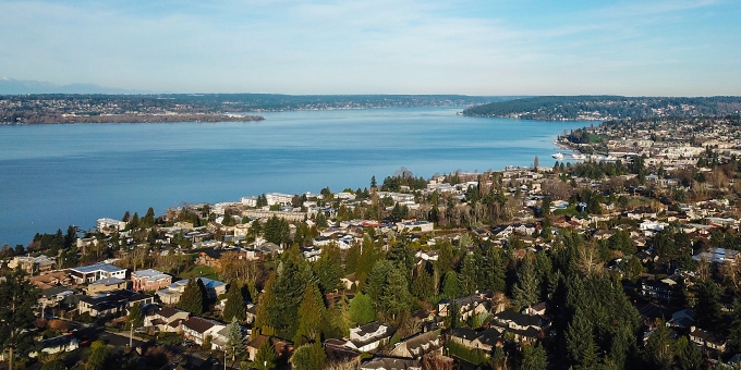 Photo of Kirkland, Washington skyline.
