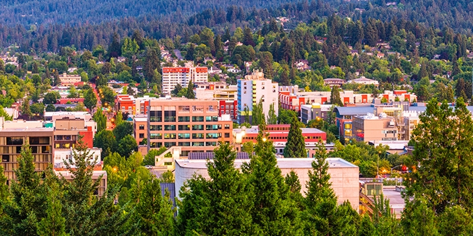 Photo of Eugene, Oregon skyline.
