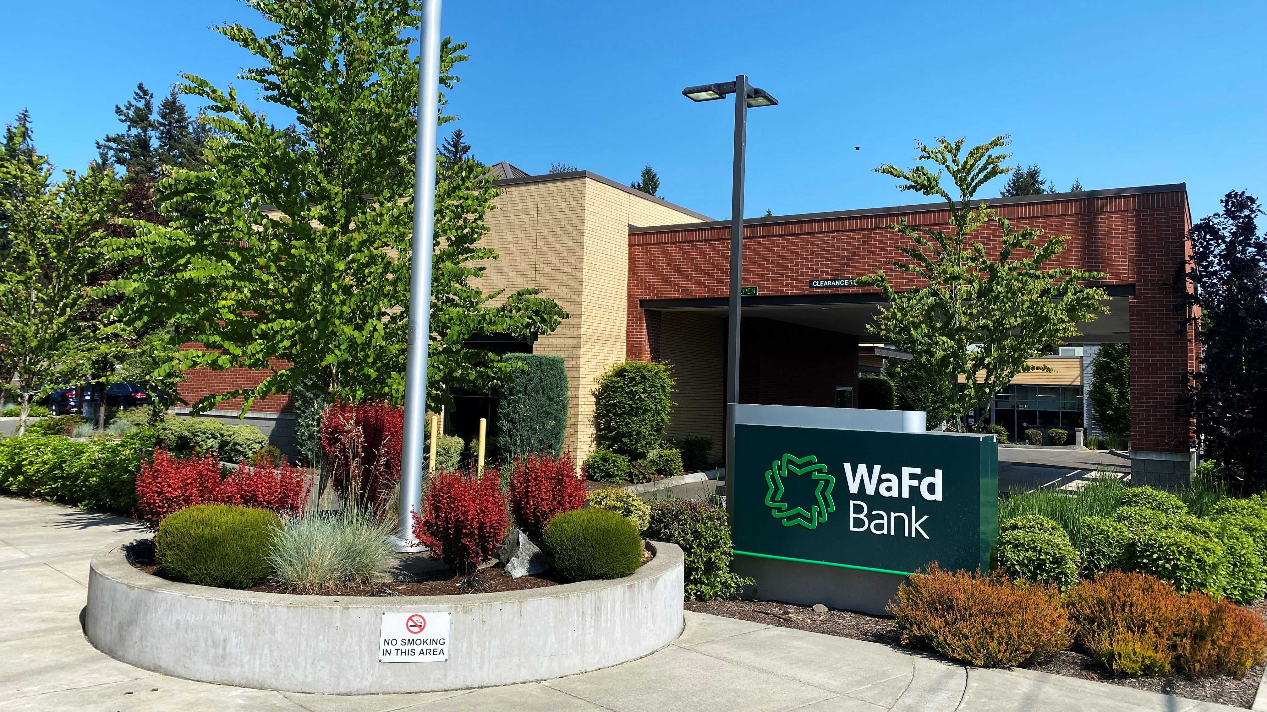 WaFd Bank in Puyallup, Washington #1152 - Washington Federal.